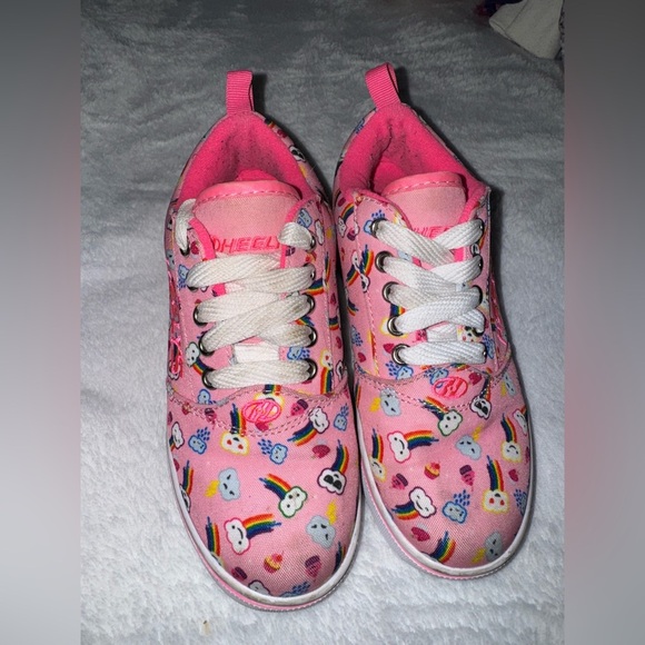 Kids heels size 2 - Picture 1 of 5
